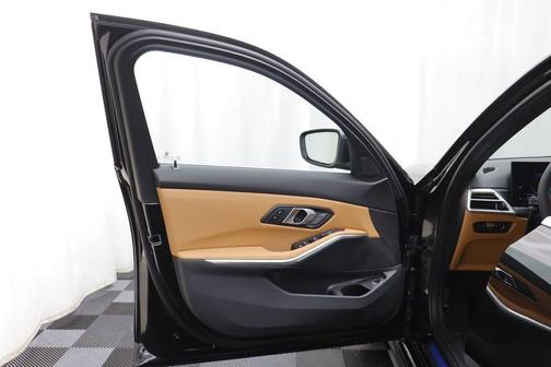 2026 BMW 330 xDrive NA