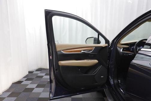 2018 Cadillac XT5 Platinum