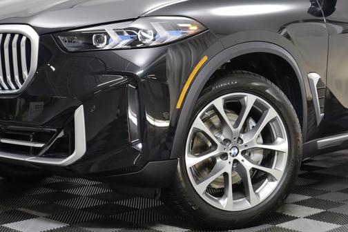 Black Sapphire Metallic 2026 BMW X5 xDrive40i
