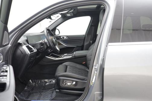 Skyscraper Grey Metallic 2026 BMW X5 PHEV xDrive50e