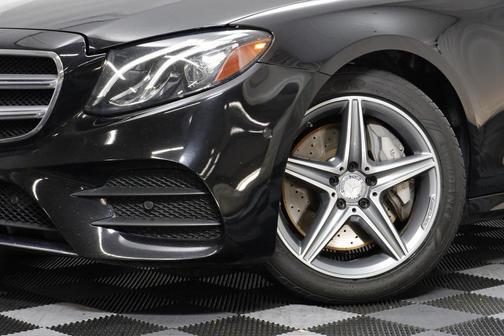 2017 Mercedes-Benz E-Class 4MATIC