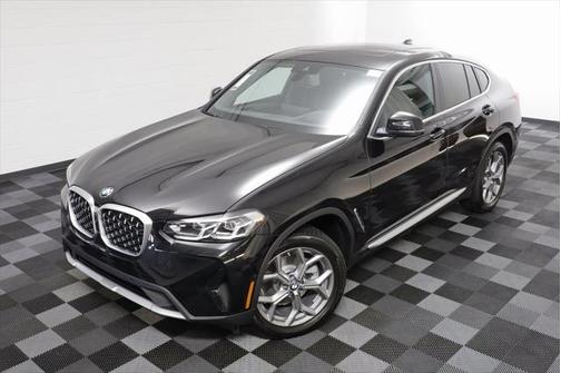 2025 BMW X4 xDrive30i