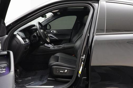 2022 BMW X6 xDrive40i