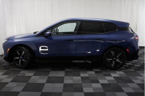 2025 BMW iX xDrive50