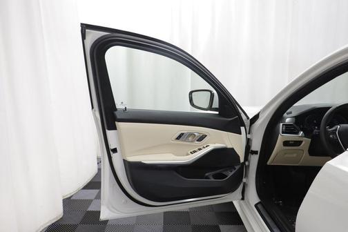 Alpine White 2021 BMW 330 xDrive