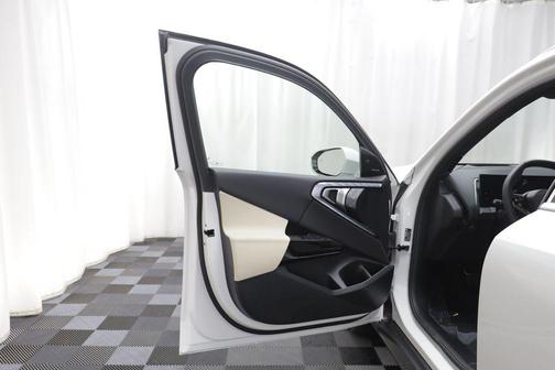 Mineral White Metallic 2026 BMW X3 30 xDrive