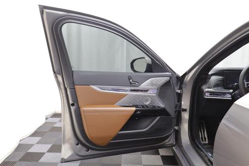 Oxide Grey Metallic 2023 BMW 760 i xDrive