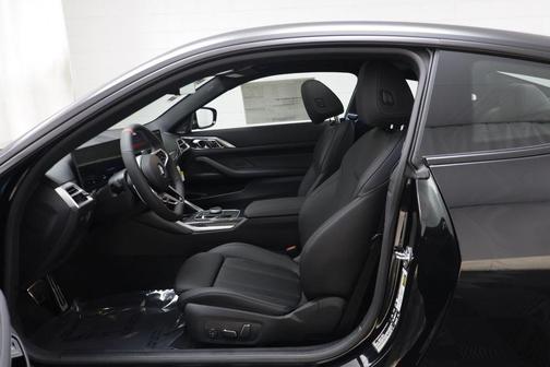 Black Sapphire Metallic 2027 BMW M440 i xDrive