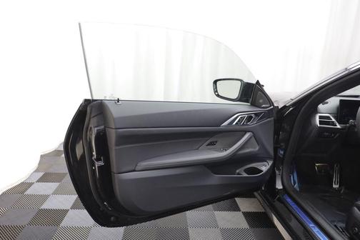Black Sapphire Metallic 2027 BMW M440 i xDrive