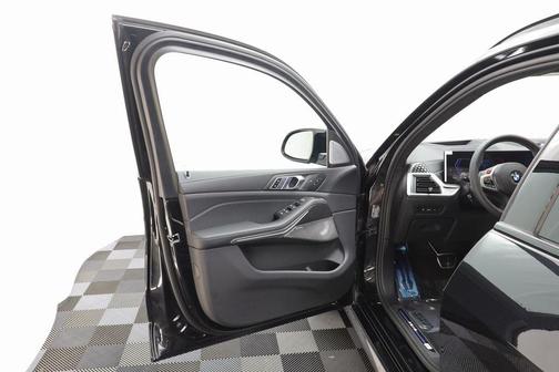 2025 BMW X5 M Base