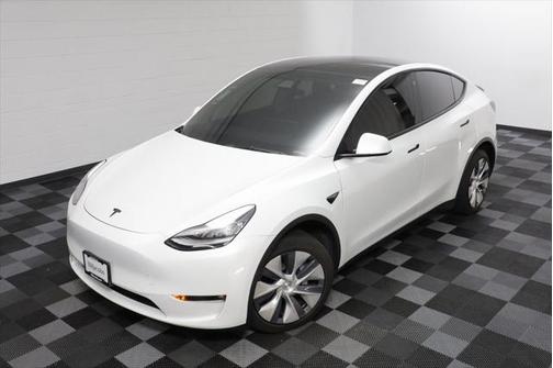 2022 Tesla Model Y Long Range Dual Motor All-Wheel Drive