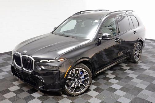 2025 BMW X7 M60i