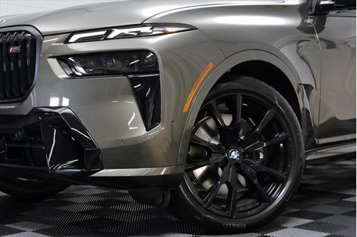 2026 BMW X7 M60i