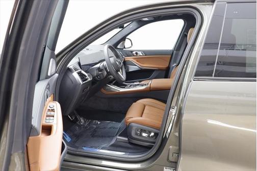 2026 BMW X7 M60i