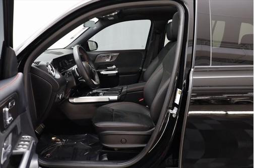 2024 Mercedes-Benz GLB 250 4MATIC