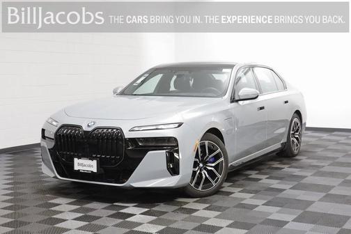 2025 BMW 750e i xDrive