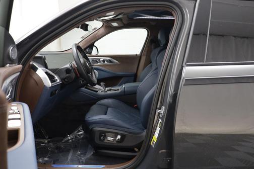 Dravit Grey Metallic 2023 BMW XM