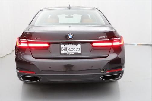 2022 BMW 750 i xDrive