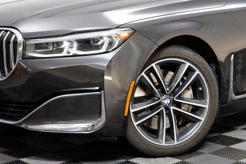 2022 BMW 750 i xDrive