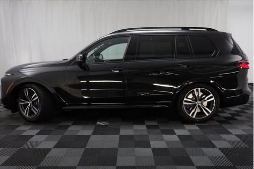 2026 BMW X7 M60i