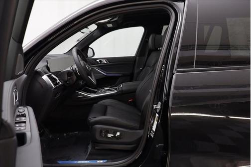 2026 BMW X7 M60i