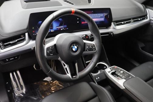 2025 BMW X1 M35i