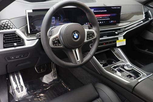 2026 BMW X6 M60i