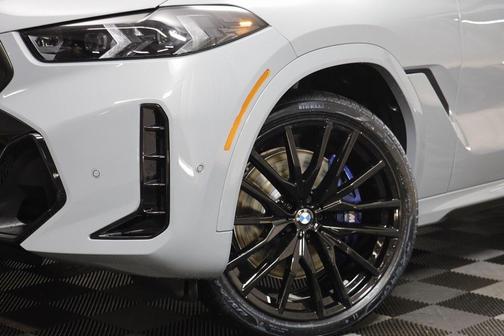 2026 BMW X6 M60i
