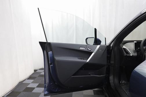 2026 BMW iX xDrive60