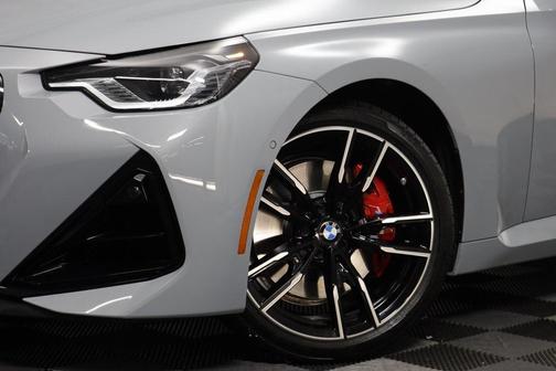 2025 BMW M240 i xDrive