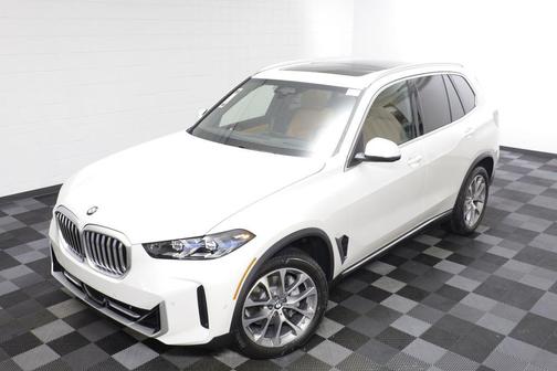 Mineral White Metallic 2026 BMW X5 xDrive40i