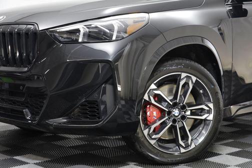 Black Sapphire Metallic 2026 BMW X1 xDrive28i