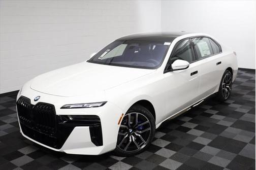 2025 BMW 760 i xDrive