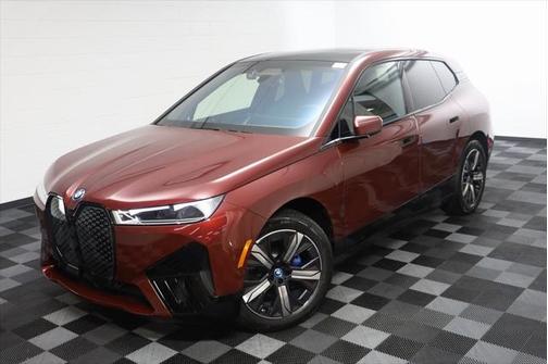 2025 BMW iX xDrive50
