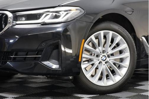 2022 BMW 530 i xDrive