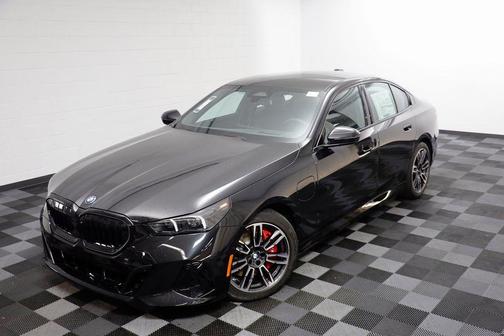 2026 BMW 550e 550e xDrive