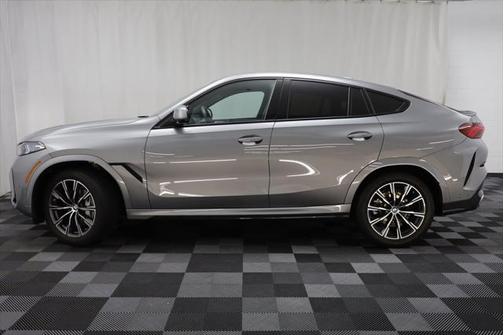 2025 BMW X6 xDrive40i