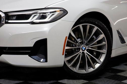 2022 BMW 530 i xDrive