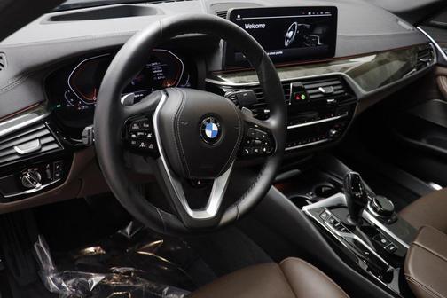 2022 BMW 530 i xDrive