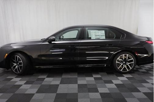 2025 BMW 760 i xDrive