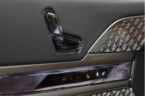 2025 BMW 760 i xDrive