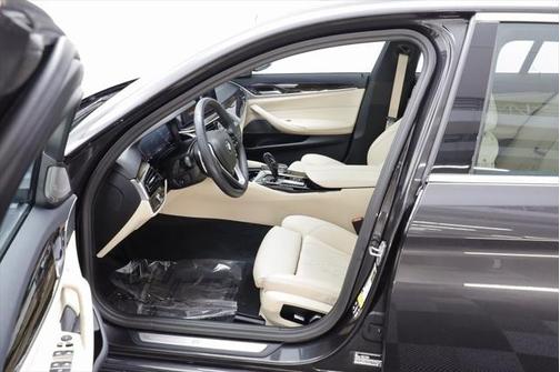 2023 BMW 530 i xDrive