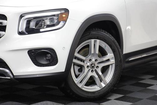 Polar White 2021 Mercedes-Benz GLB 250 4MATIC