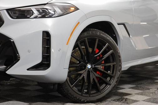 2026 BMW X6 xDrive40i