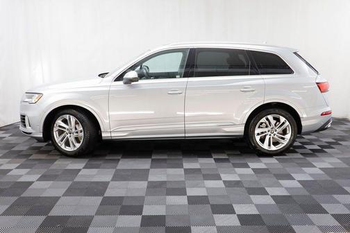 2023 Audi Q7 55 Prestige