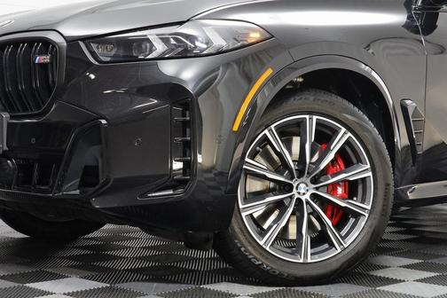 2025 BMW X5 M60i