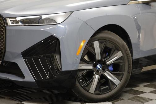 2023 BMW iX xDrive50