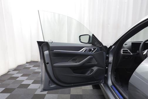 Skyscraper Grey Metallic 2026 BMW i4 Gran Coupe xDrive40