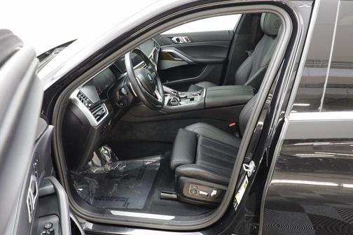 2021 BMW X6 xDrive40i