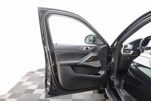 2021 BMW X6 xDrive40i